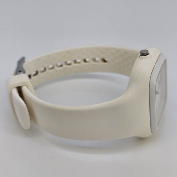 Rip Curl Women's Watch 34MM White Dial White Plastic Band Straps New Battery - Picture 11 of 16